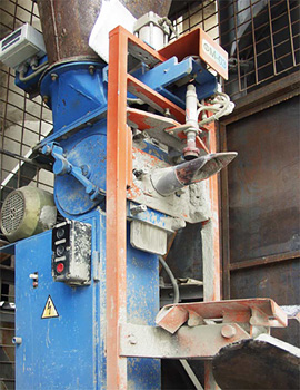 Фасовочная машина FM-03 Фасовочная машина FM-03 -- уже давно работает на заводе ТММ Будкомплект в Киеве